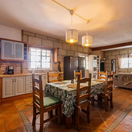 Vila Paradise Constancia With Views *