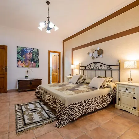 Paradise Constancia With Views Villa