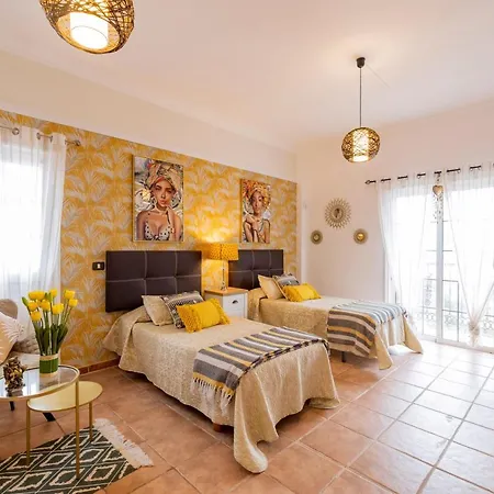 Villa Paradise Constancia With Views
